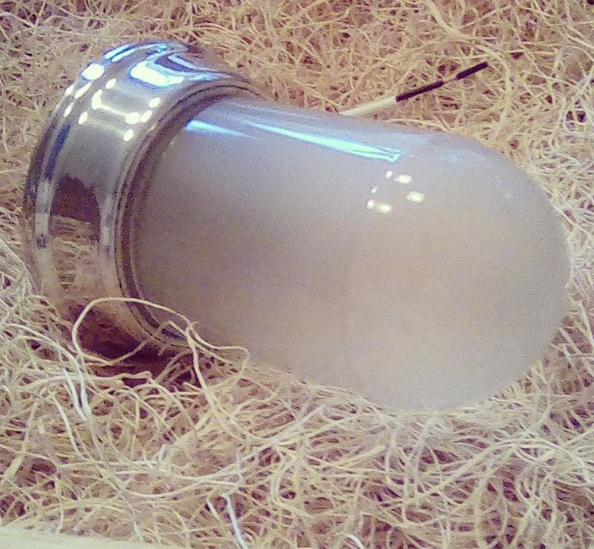 En préparation pour la semaine du 24 décembre 2016 : lampe à verrouillage de vapeur à base en aluminium vintage 