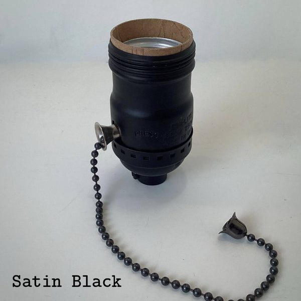 Satin black UNO pull-chain socket with matte finish and dark chain.